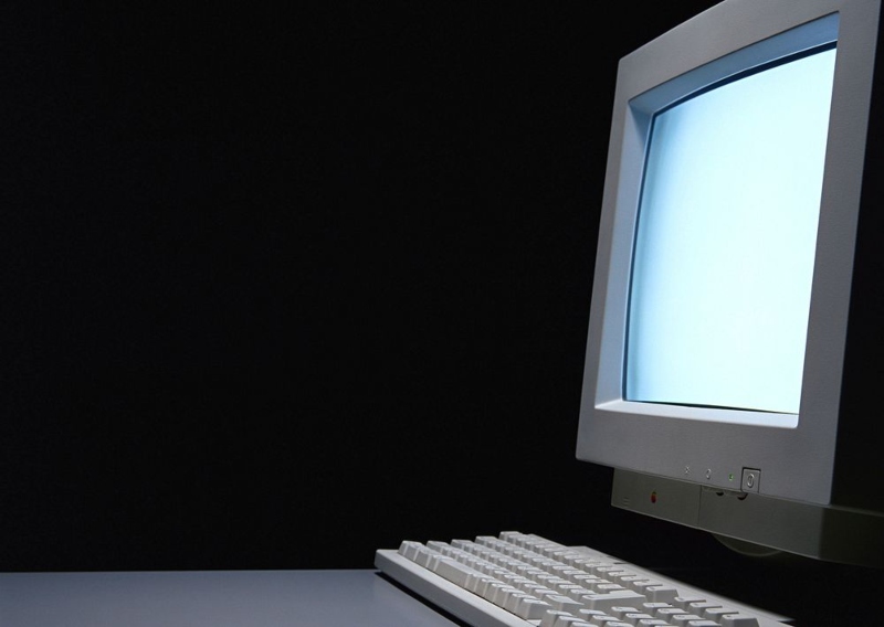old computer_ Risks of Outdated Software